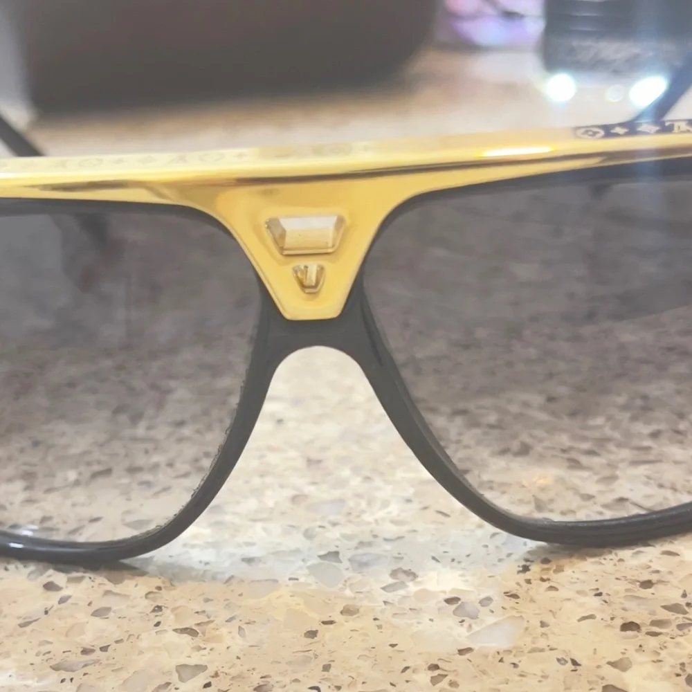 COPY - Louis Vuitton evidence sunglasses - Picture 3 of 5